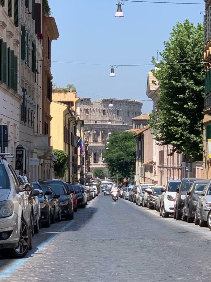 Colosseo Boutique Apartment Рим Екстер'єр фото