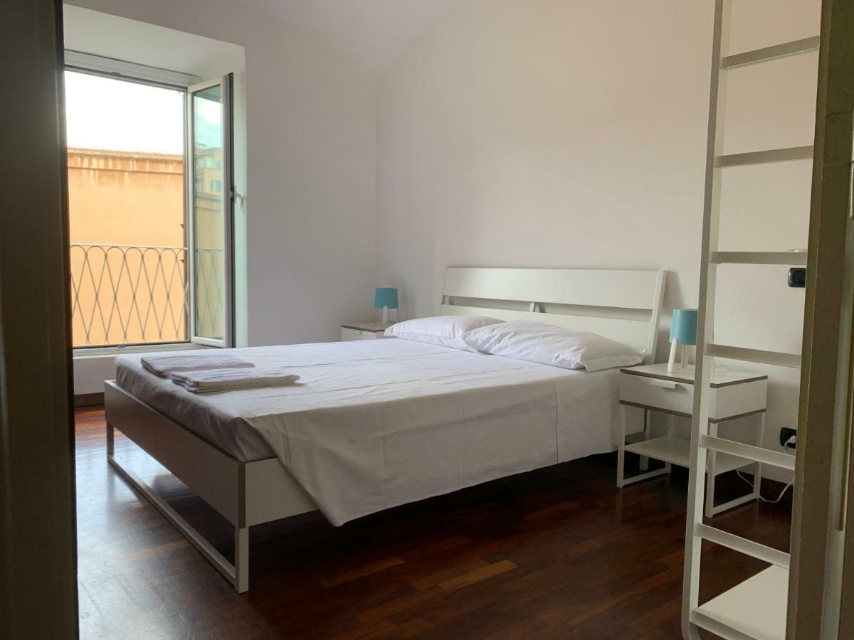 Colosseo Boutique Apartment Рим Екстер'єр фото